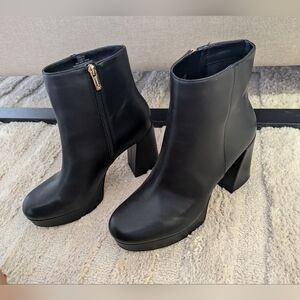 Jessica Simpson black platform booties